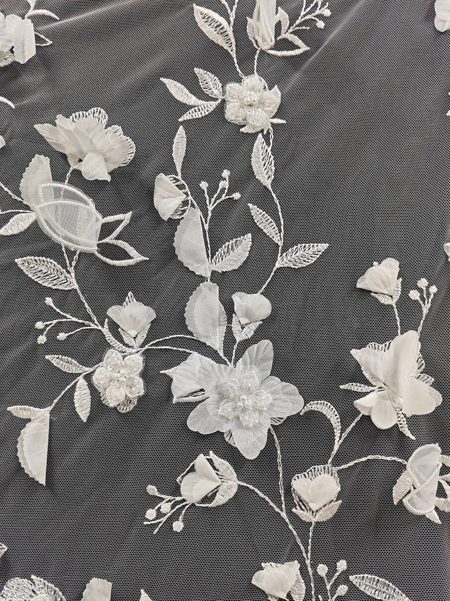 Tela de malla suave para vestido de boda, con bordado tridimensional de flores y cuentas de uñas en blanco crudo