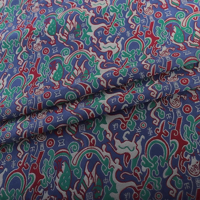 قماش جاكار فاخر بخيوط معدنية ونمط أنيق ومواد فاخرة وفساتين وتنورة وسترة وخياطة مصممة وخياطة راقية