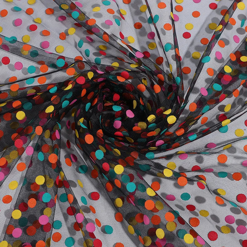 قماش شبكي منقط ملون مناسب لفساتين البولكا دوت وديكورات المشاهد وتغليف الزهور وأزياء الأداء