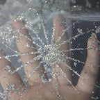 Polvo plateado en aerosol, polvo brillante fino, polvo brillante, encaje plateado, malla, costura, vestido formal, vestido de novia, falda infantil, cargando