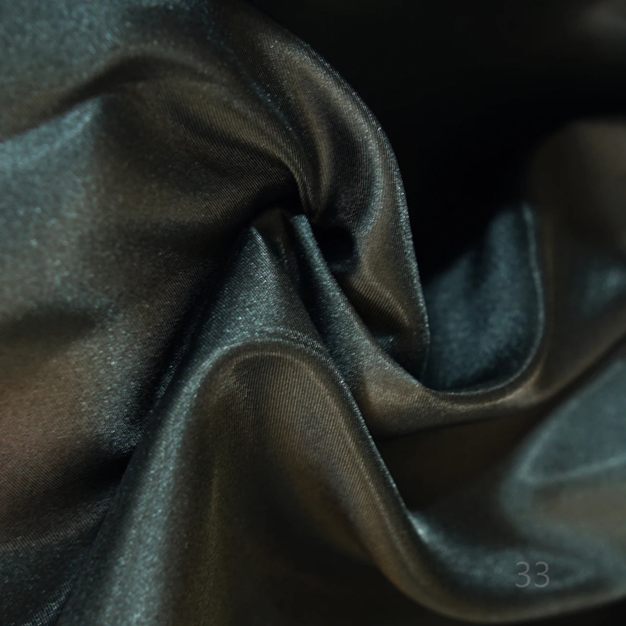 Tela de satén de sarga Mikado gris crujiente cosida para vestido de novia, vestido de fiesta, vestido de dama de honor, tela DIY hecha a mano