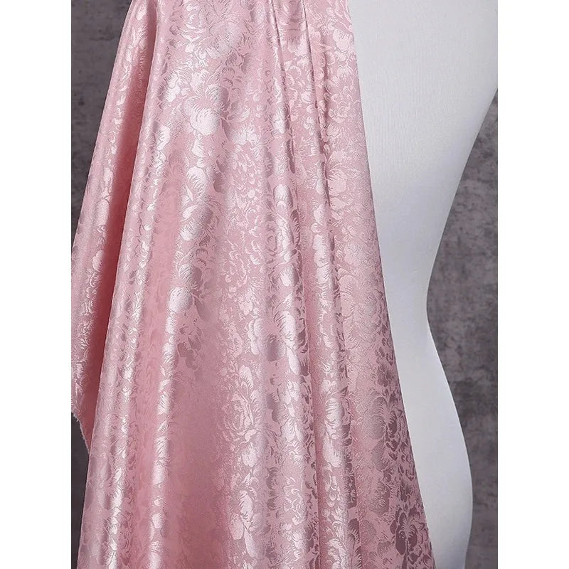 Exquisita tela de satén de seda jacquard, ideal para vestidos de novia, vestidos de noche, alta costura, proyectos de manualidades, elegante y atemporal.