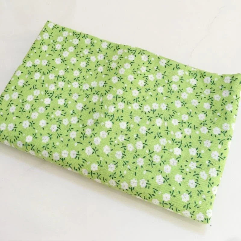 Tela de algodón puro con estampado floral campestre para ropa de bebé, vestidos, costura hecha a mano, acolchado DIY y manualidades de algodón suave.