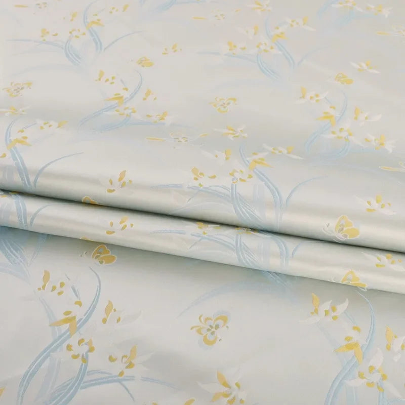 قماش جاكار فاخر بخيوط معدنية ونمط أنيق ومواد فاخرة وفساتين وتنورة وسترة وخياطة مصممة وخياطة راقية