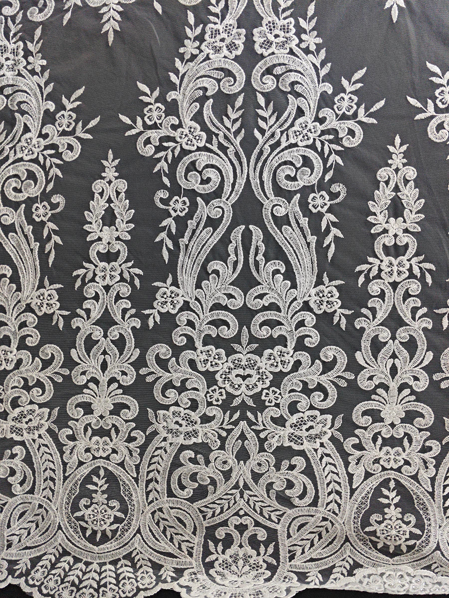Tela de malla de encaje bordado blanco crudo de alta gama, diseño de vestidos de novia hechos a mano, accesorios de bricolaje, telas de decoración de ropa
