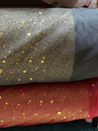 منتج جديد نبيذ أحمر الحجم الشكل الزاوي الذهب بريق ختم ساخن نسيج شبكي ملابس الأداء فساتين الزفاف فساتين رسمية