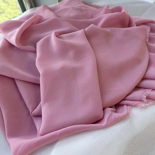 قماش شيفون للفساتين والتنانير والقمصان والملابس والديكورات ومشاريع الخياطة اليدوية، باللون الوردي والأرجواني