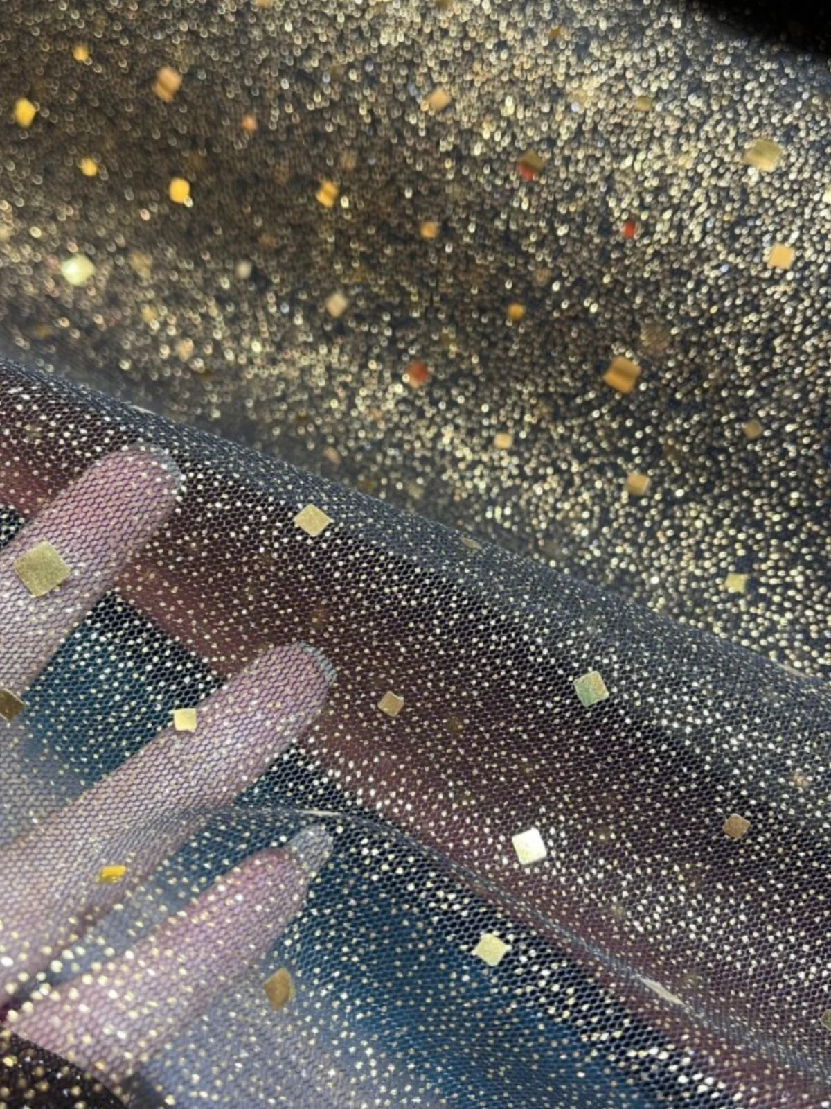 New Product Red Wine Size Angular Shape Gold Glitter Hot Stamping Mesh Fabric Performance Clothes Wedding Dresses Formal Dresses