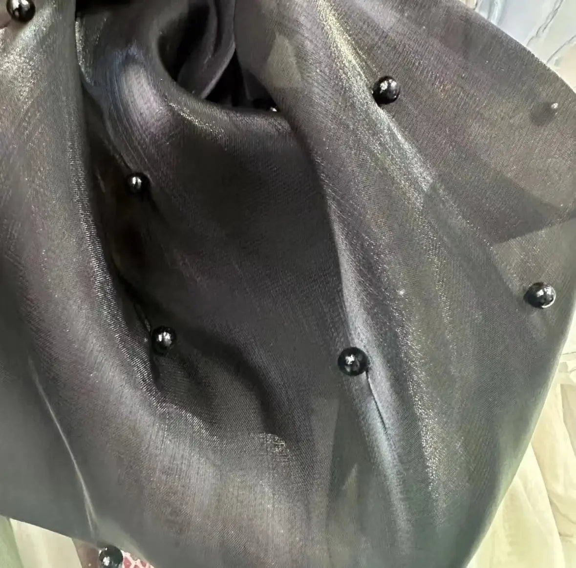 مادة خيوط ساتان عاكسة مطرزة باللؤلؤ ثلاثي الأبعاد عالية الكثافة لخياطة ملابس لوليتا وقماش فستان الزفاف