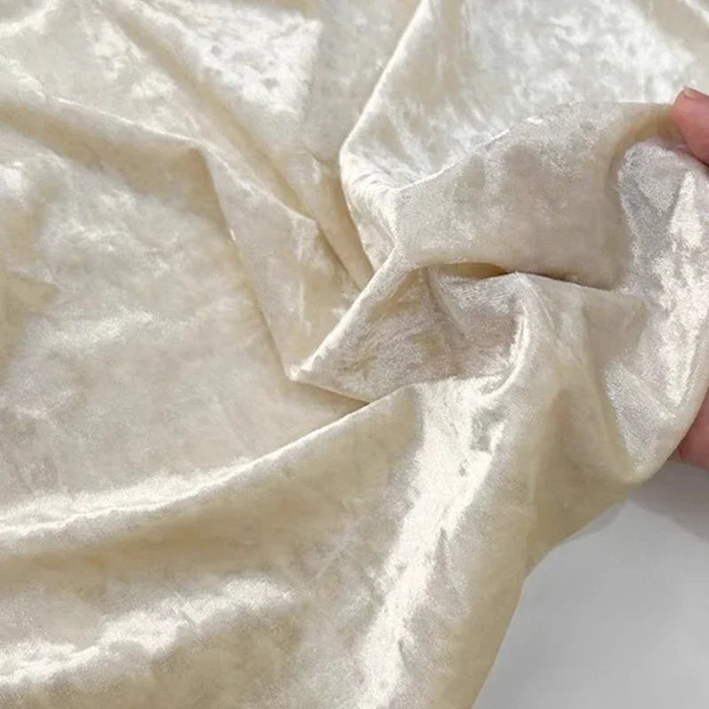 قماش مخملي ذهبي ماسي - مادة مرنة وناعمة 160 سم