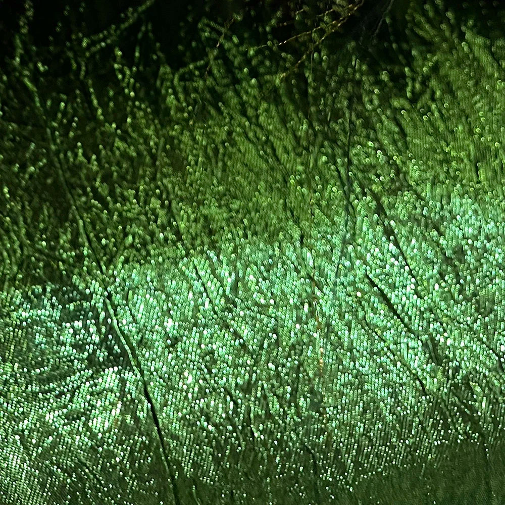 Magnífico vestido de tela plisada con relieve y purpurina dorada, tela de fondo decorativa, materiales de bricolaje hechos a mano, tela de diseñador