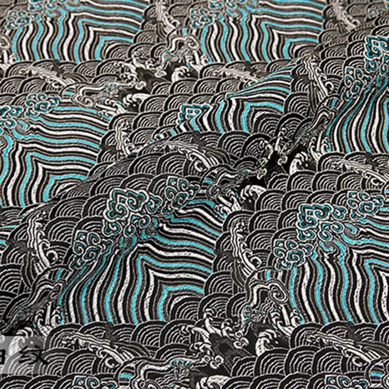 قماش جاكار فاخر بخيوط معدنية ونمط أنيق ومواد فاخرة وفساتين وتنورة وسترة وخياطة مصممة وخياطة راقية