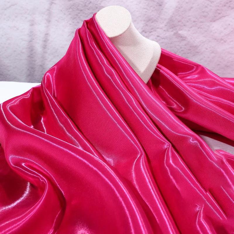 قماش ساتان سائل لامع - شارموز عاكس للملابس المسائية