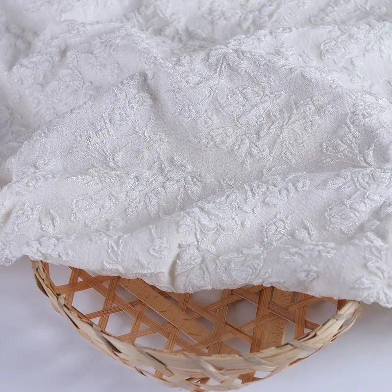 قماش جاكار ثلاثي الأبعاد على شكل زهرة فقاعية رباعية الجوانب مناسب لفساتين الزفاف والفساتين الرسمية وعناصر أزياء لوليتا