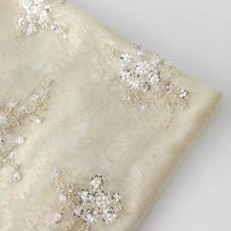 Parte inferior de encaje dorado albaricoque + parte inferior de organza Tela de bordado de cuentas de doble capa Costura Vestido de noche Vestido de novia Tela suave