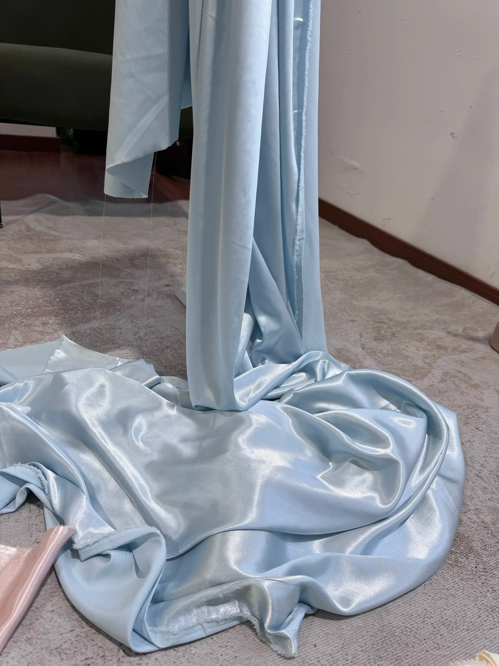 Soft And Lustrous Satin Cape For Bridesmaid Dress Wedding Dress Fabric Handicraft Wedding Styles Backdrop Decoration Arrangement