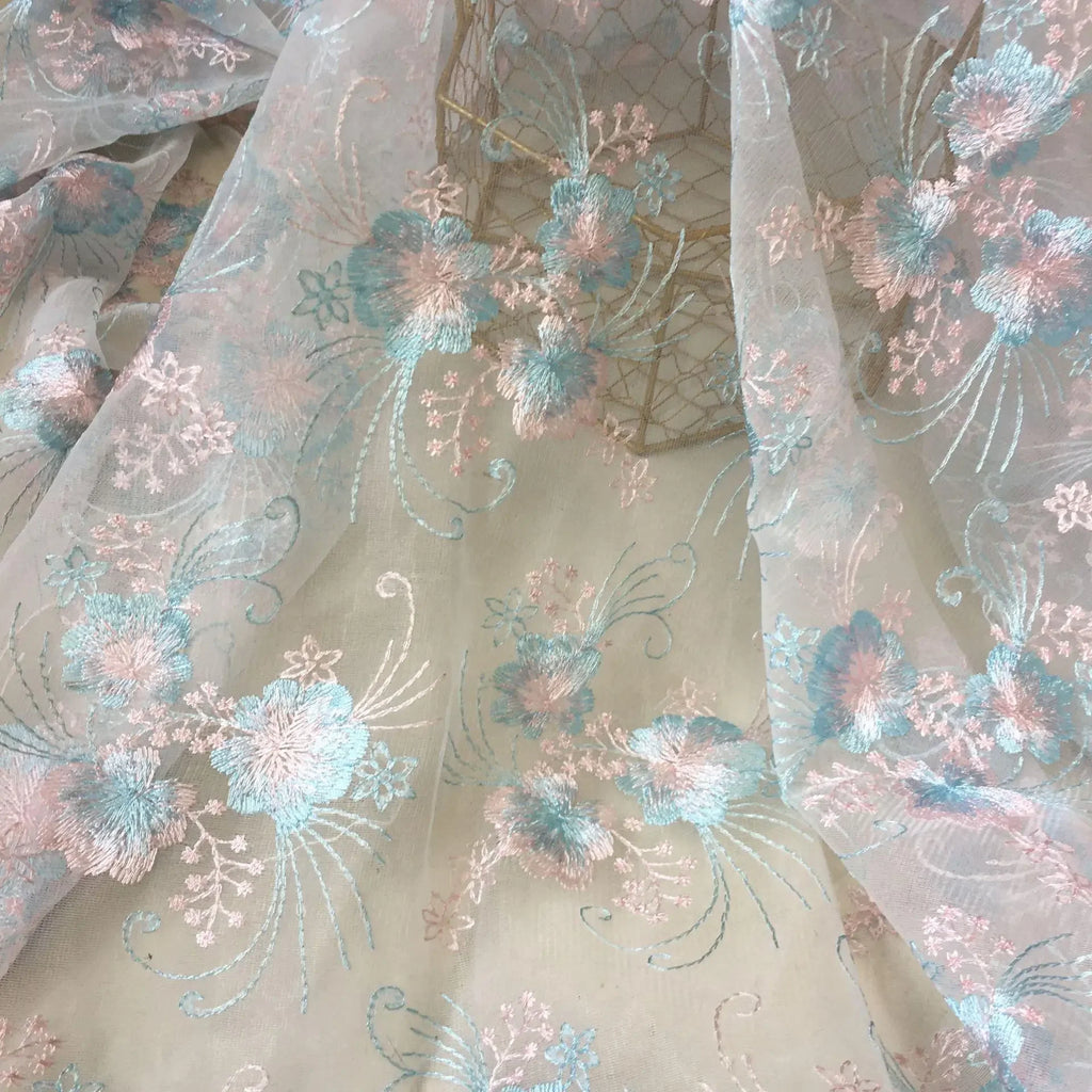 Tela de malla de encaje bordada con flores 3D para vestidos de novia, Hanfu, Cheongsam, bolsos de ropa para niños, proyectos de moda artesanales.