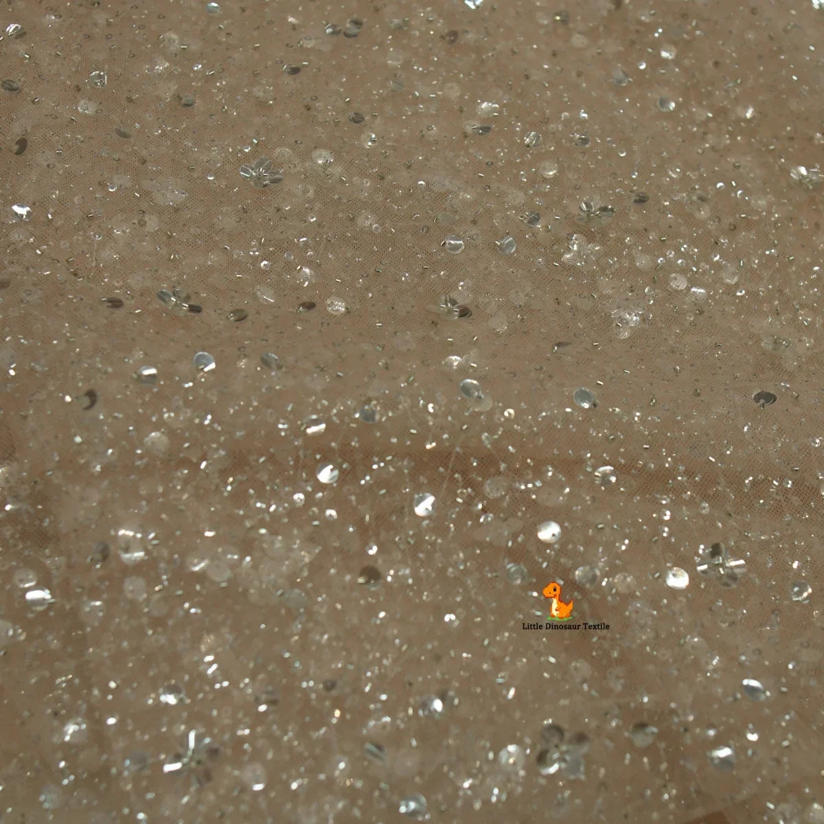 Feature Irregular And Unique Gold Spray Mesh Used For Handicrafts Designer Wedding Dresses Evening Dresses Headscarves Bridal