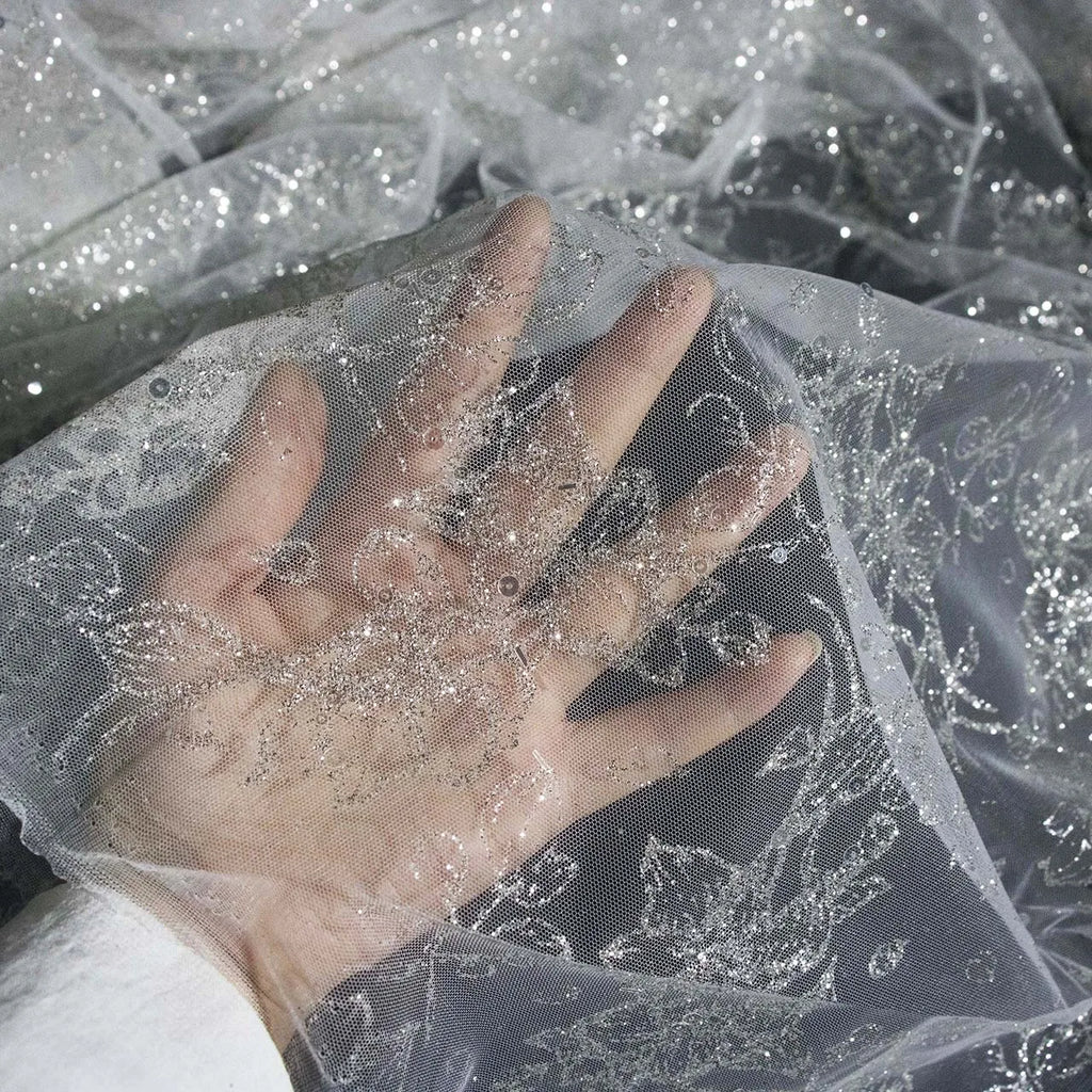 رش مسحوق الفضة مسحوق بريق ناعم مسحوق مشرق زهور صغيرة الدانتيل شبكة فضية DIY فستان فستان الزفاف مادة الفستان