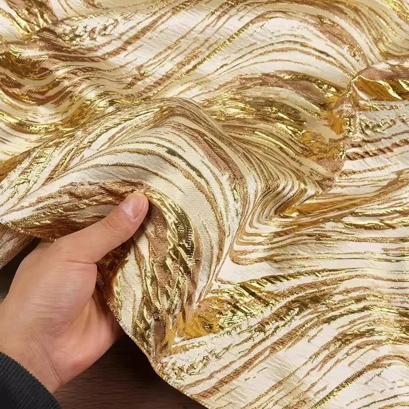 قماش جاكار ساتان منسوج بنمط موجة مذهبة مع نمط تموج الماء اللامع واللامع، نسيج ثقيل على الطراز الصيني