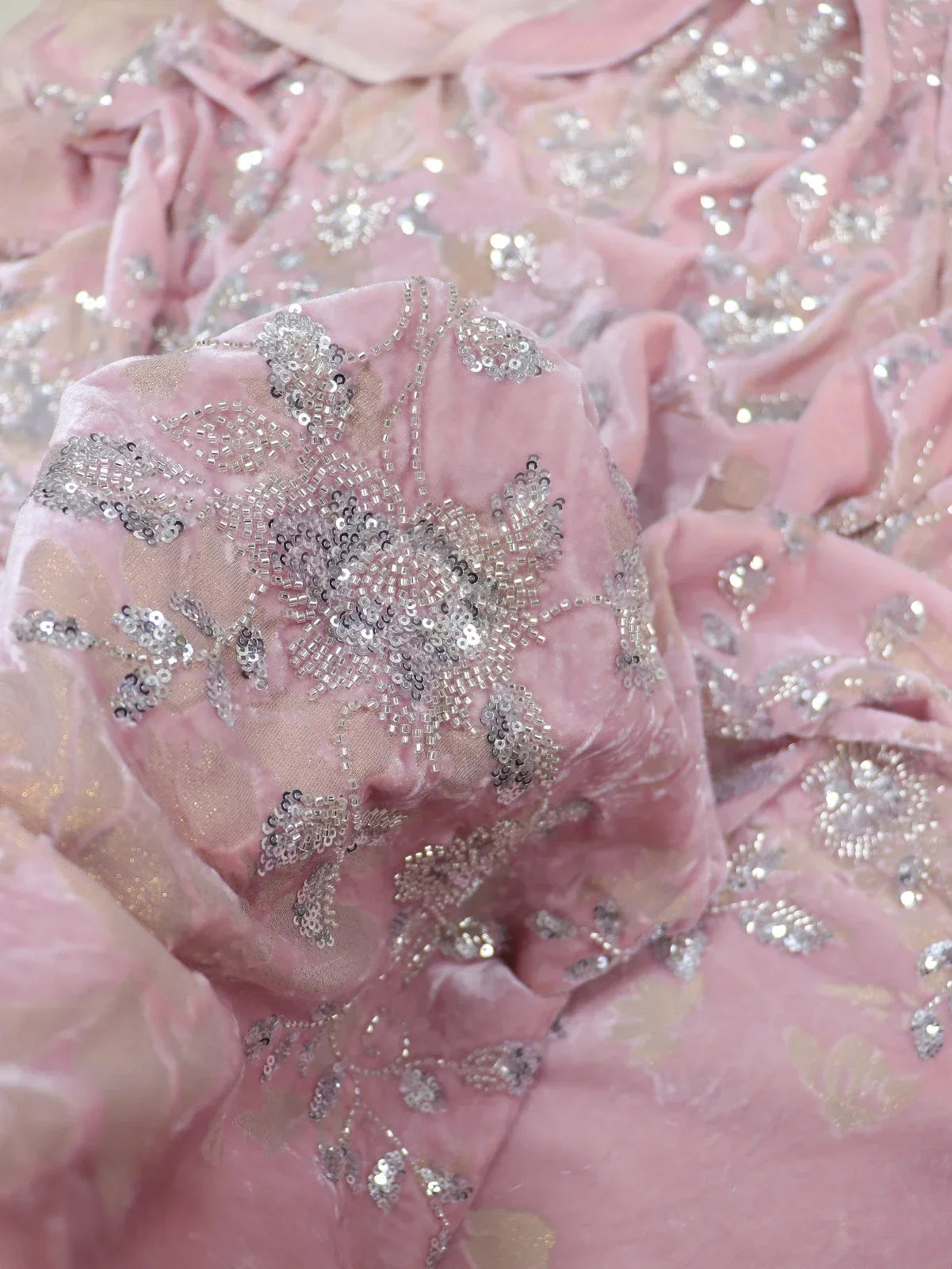 New Black Pink Bead Exquisite Embroidery Woven Gold Velvet Fabric Sewing Top Vest Dress Cheongsam Designer Fabric