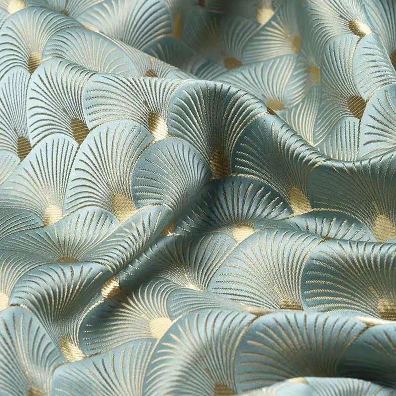 Tejido jacquard de satén con hojas de ginkgo en forma de abanico, nuevo chaleco para qipao, telas de alambre dorado brillante para coser