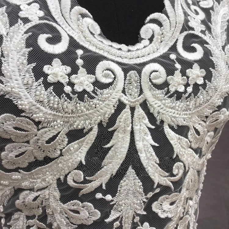 فستان زفاف فاخر من Mibai Black Sewing عالي الجودة، مزين بخرز فاخر وياقة من الدانتيل ونقشة زهور على الظهر