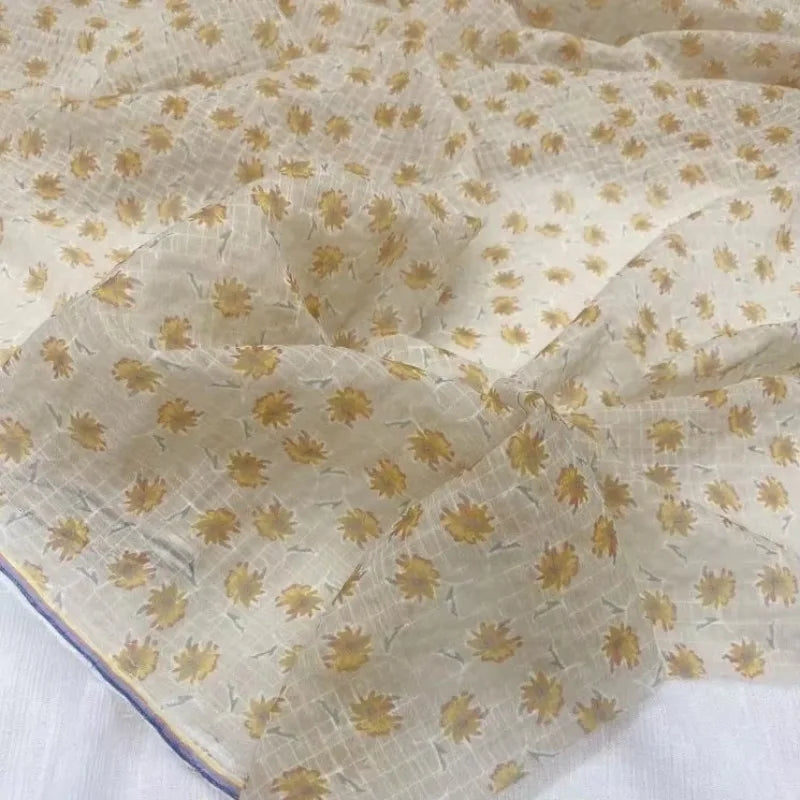 قماش شيفون بفقاعات بلون المشمش - خامة بنمط مربعات صغيرة من ديزي