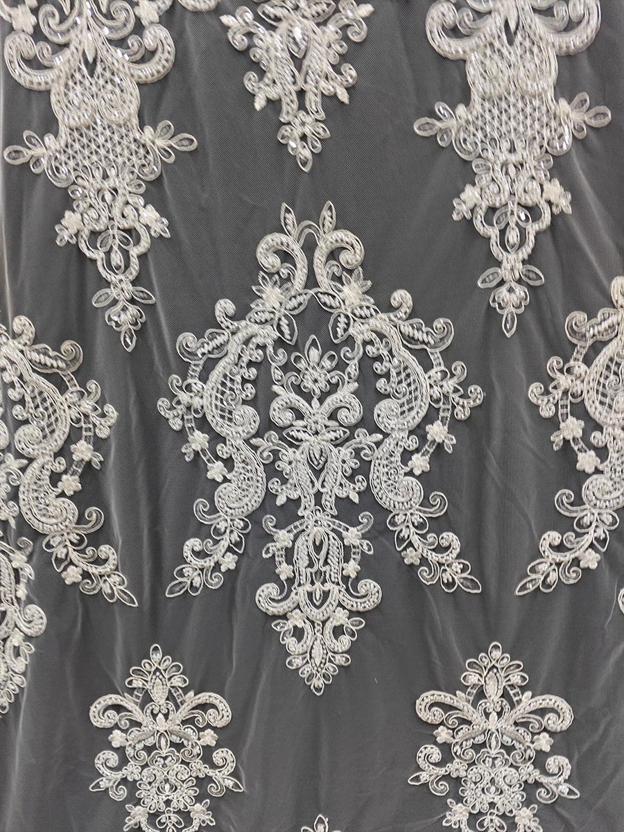 Nueva tela de encaje bordado con cuentas de alta gama, color blanco crudo, para coser vestidos de novia, vestidos de noche y accesorios decorativos DIY.
