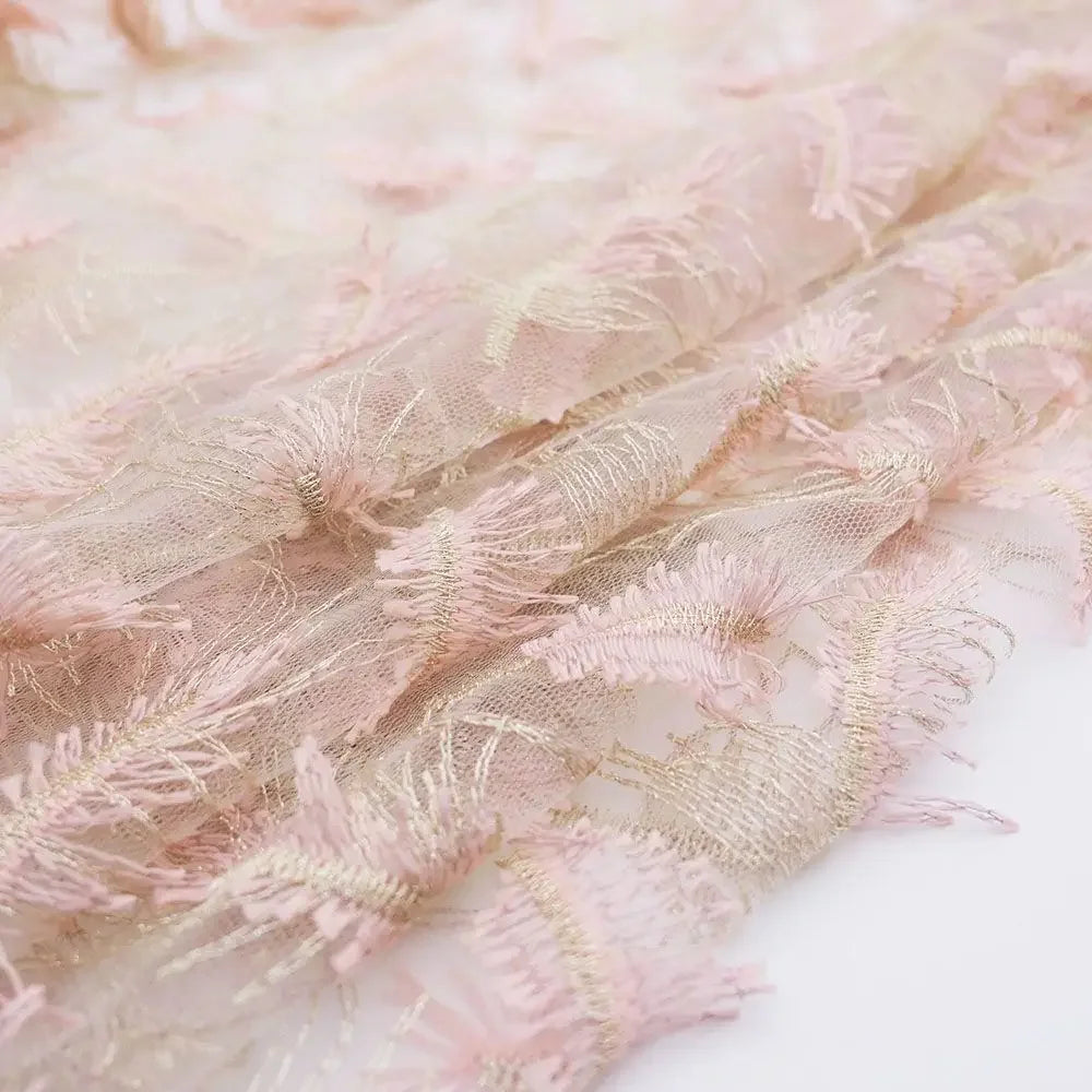 Tela de encaje con bordado de plumas tridimensional para vestido de noche, vestido de novia, hecho a mano, material de alta gama para ropa de mujer.