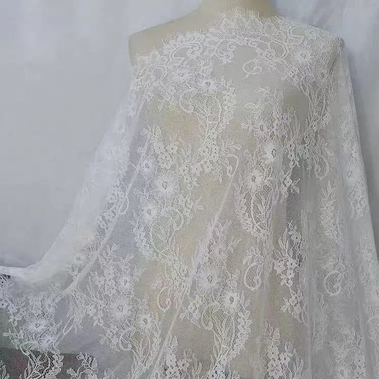 Tela de encaje adecuada para vestidos de novia, vestidos formales, ropa de bricolaje y decoración de ropa formal ligera.