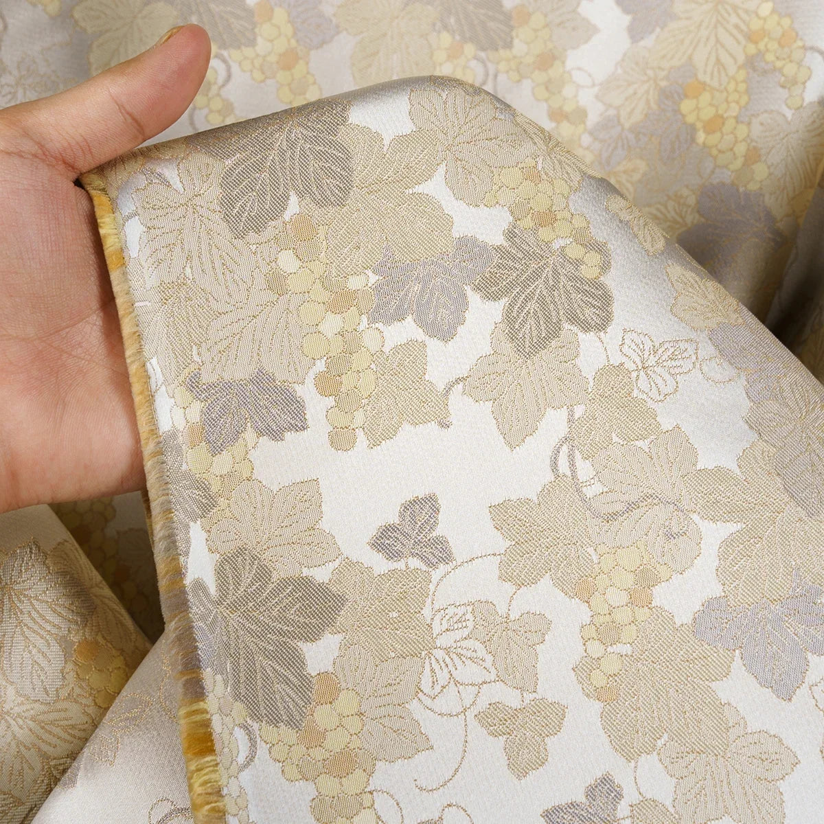 Light Green Glossy Grape Pattern Woven Brocade Jacquard Fabric Sewn Cheongsam Jacket Vest Designer Silk Fabric