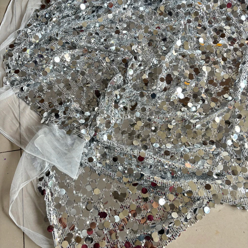 قماش ترتر كبير باللونين الذهبي والفضي للفساتين وديكورات حفلات الزفاف والخلفيات والستائر المصنوعة يدويًا والخياطة اليدوية