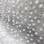 قماش شبكي أنيق باللون الأبيض بتصميم زهور ثلاثية الأبعاد يتميز بالترتر المزين بالخرز والتطريز لفساتين الزفاف الراقية والملابس الرسمية