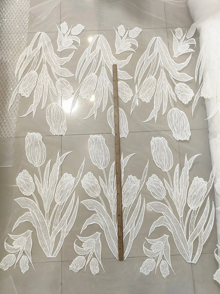 Parche de tela con flores de encaje de alta calidad con cuentas bordadas y purpurina de tulipán Lanfei, ideal para regalo de boda, material para ropa, accesorios de bricolaje