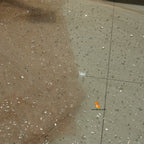 تتميز بشبكة ذهبية غير منتظمة وفريدة من نوعها تُستخدم في الحرف اليدوية وفساتين الزفاف المصممة وفساتين السهرة وأغطية الرأس والعرائس