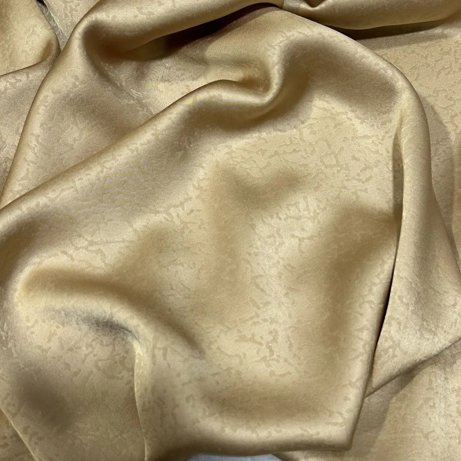 Tejido de acetato jacquard con estampado de tortuga, suave y agradable para la piel, adecuado para vestidos de novia, vestidos formales y manualidades DIY hechas a mano.