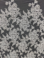 قماش دانتيل جديد من أوراق الشجر البيضاء الخام مطرز على شكل غطاء رأس وستارة باب ومفرش طاولة وفستان زفاف وتنورة قصيرة وإكسسوارات تشيباو