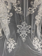 Nueva tela de encaje bordado con cuentas de alta gama, color blanco crudo, para coser vestidos de novia, vestidos de noche y accesorios decorativos DIY.