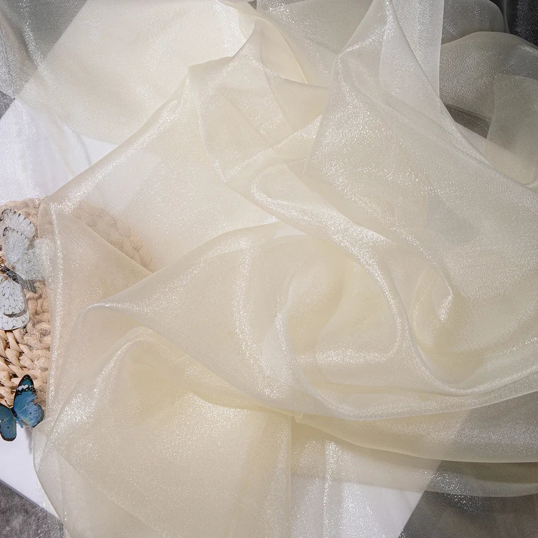 أزرق أسود أحمر وردي لامع شفاف قليلاً من الأورجانزا فستان زفاف فستان سهرة زي مسرحي قماش مزخرف