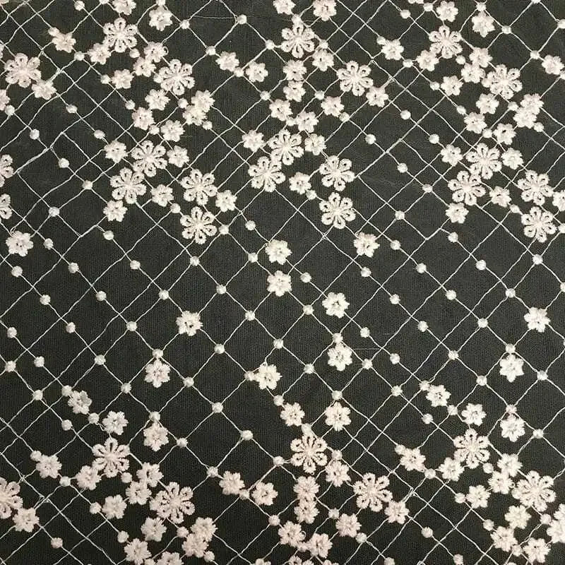 قماش دانتيل مطرز بأزهار ثلاثية الأبعاد أنيق متعدد الاستخدامات، شبكة رقيقة لفساتين الزفاف وملابس الأطفال والديكور المنزلي