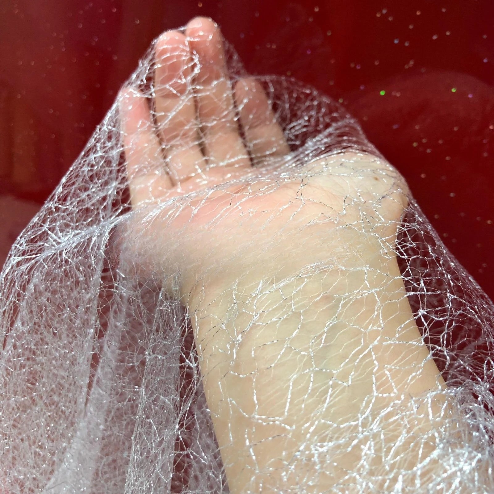 قماش شبكي من الدانتيل الذهبي والفضي غير المنتظم خفيف الوزن وناعم مناسب للفساتين الرسمية وفساتين الزفاف وأغطية الرأس