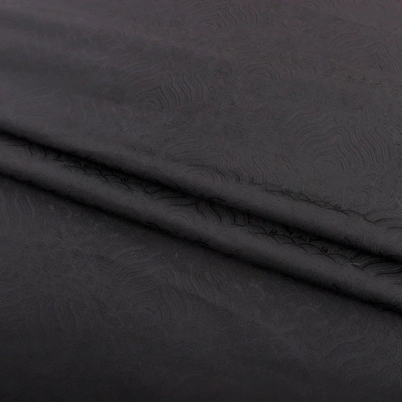 قماش جاكار فاخر بخيوط معدنية ونمط أنيق ومواد فاخرة وفساتين وتنورة وسترة وخياطة مصممة وخياطة راقية