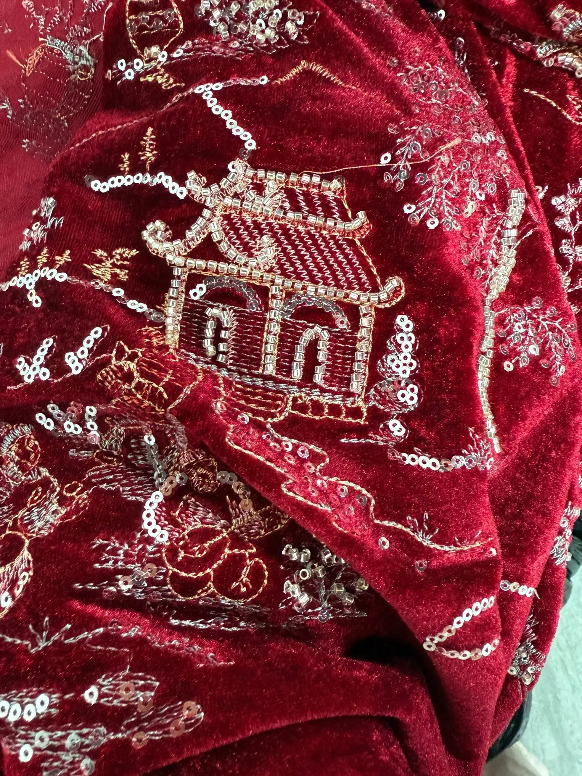 Gaoding Series Green Style Pavilions Exquisite Embroidery Velvet Fabric Chinese Style Fabric Sewn Cheongsam Evening Gown