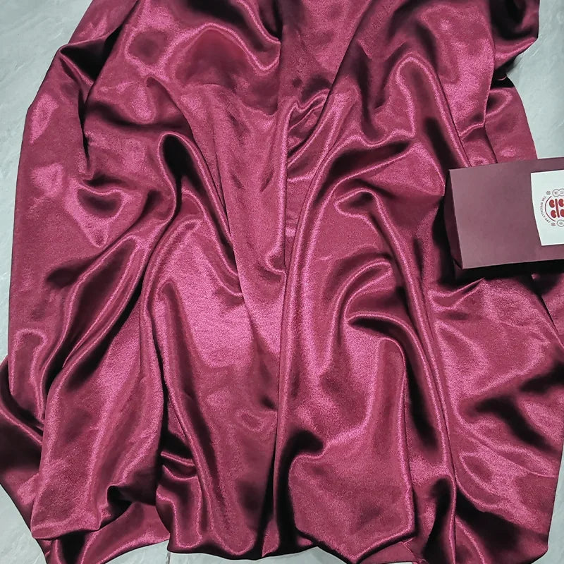 قماش ساتان كريستالي لامع - خامة فستان سهرة لامع 150 سم