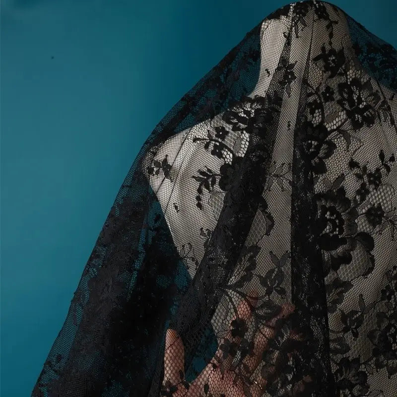 قماش الدانتيل الفرنسي مناسب لفساتين الزفاف والفساتين الرسمية وتصميمات الملابس وديكورات الستائر