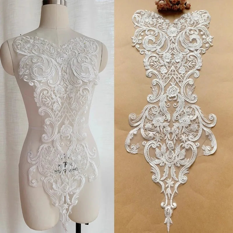 Accesorio de costura de encaje para boda con cuello de corazón de melocotón bordado con lentejuelas de patrón blanco de 71 x 30 cm