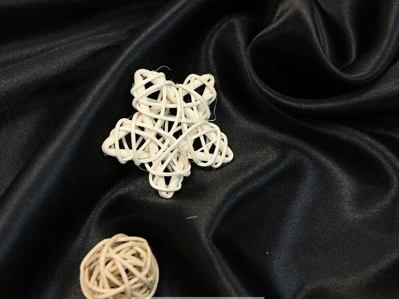 Tissus Simulated Silk With Light Satin Cloth Wholesale Wedding Dress Wedding Pajamas Homewear Lining Eye Mask Shower Cap Fabric