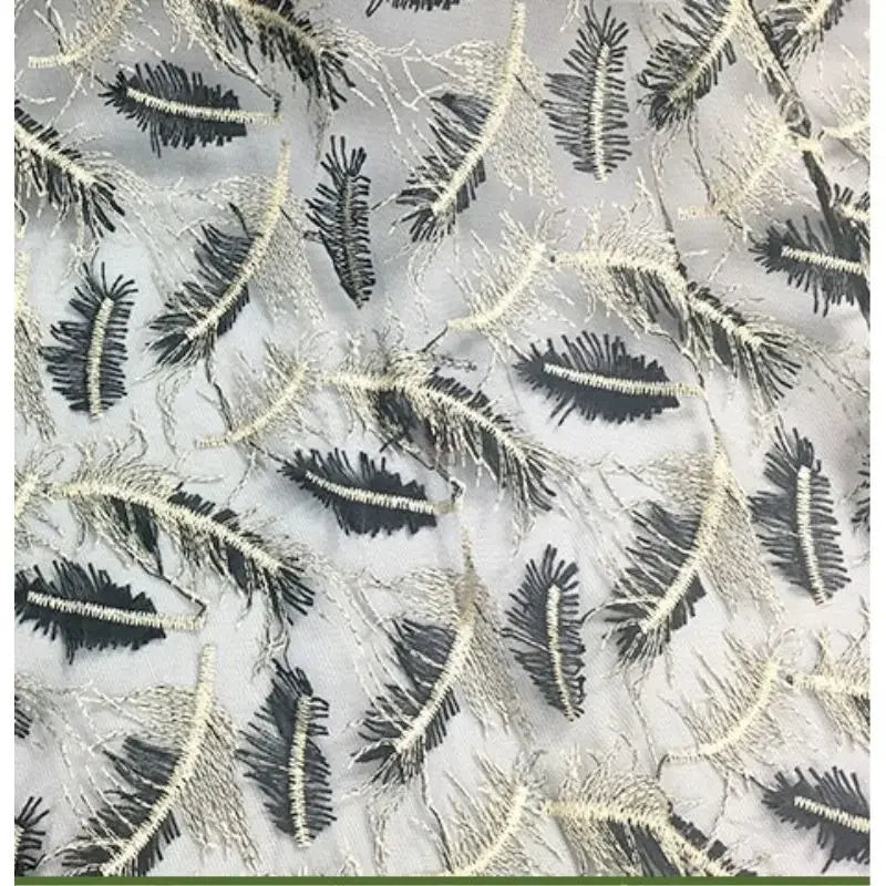 Tela de encaje con bordado de plumas tridimensional para vestido de noche, vestido de novia, hecho a mano, material de alta gama para ropa de mujer.