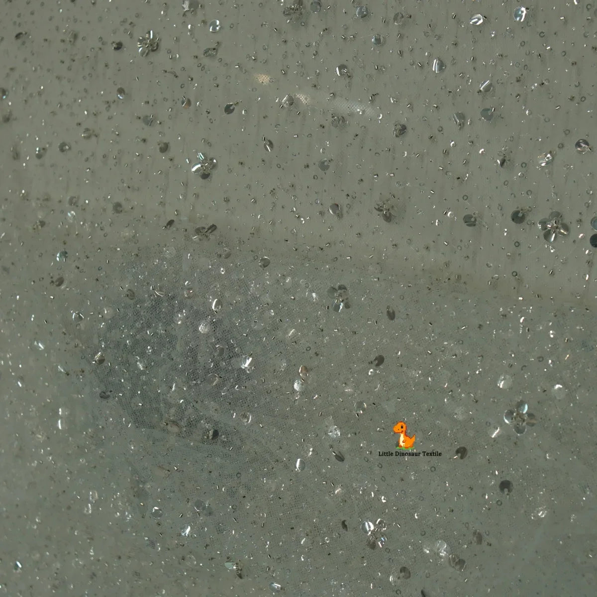 Feature Irregular And Unique Gold Spray Mesh Used For Handicrafts Designer Wedding Dresses Evening Dresses Headscarves Bridal